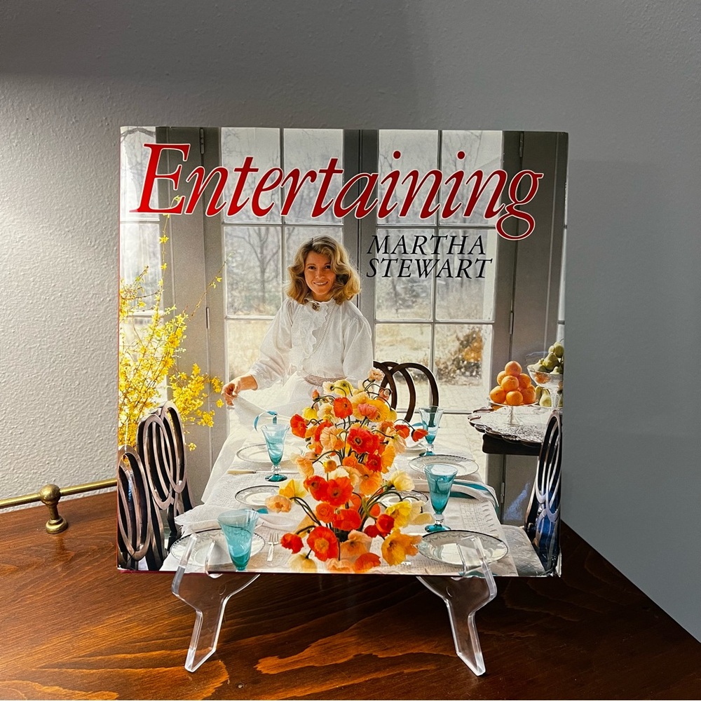 Entertaining by Martha Stewart, 1982